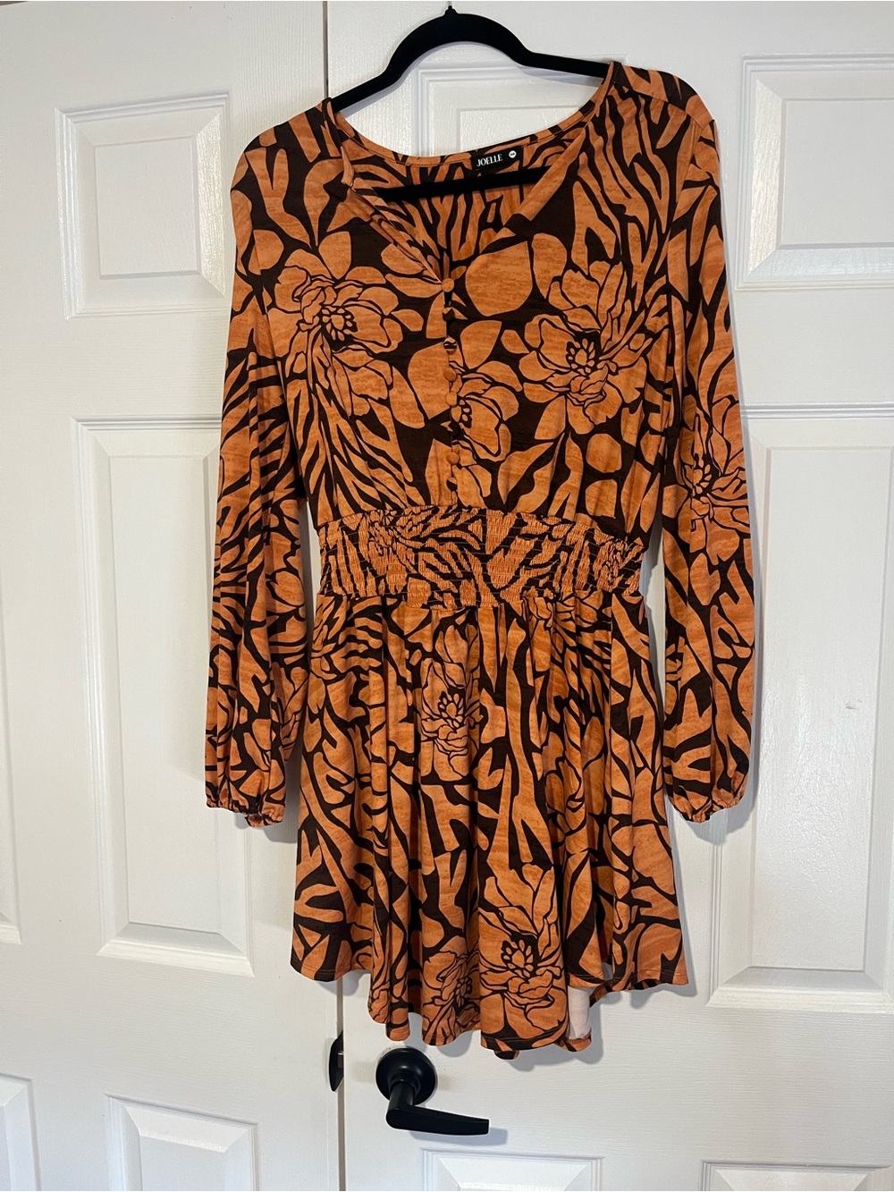 Joelle Collection Orange & Black Floral Shirred-Waist Long Sleeve Dress